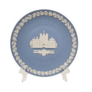 Vintage Wedgwood Collector Plate St James's Palace Christmas Blue Jasperware 80